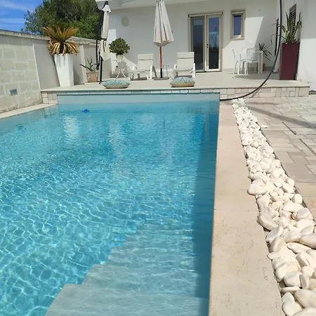 Con Piscina Aria Di Sole Aparthotel *